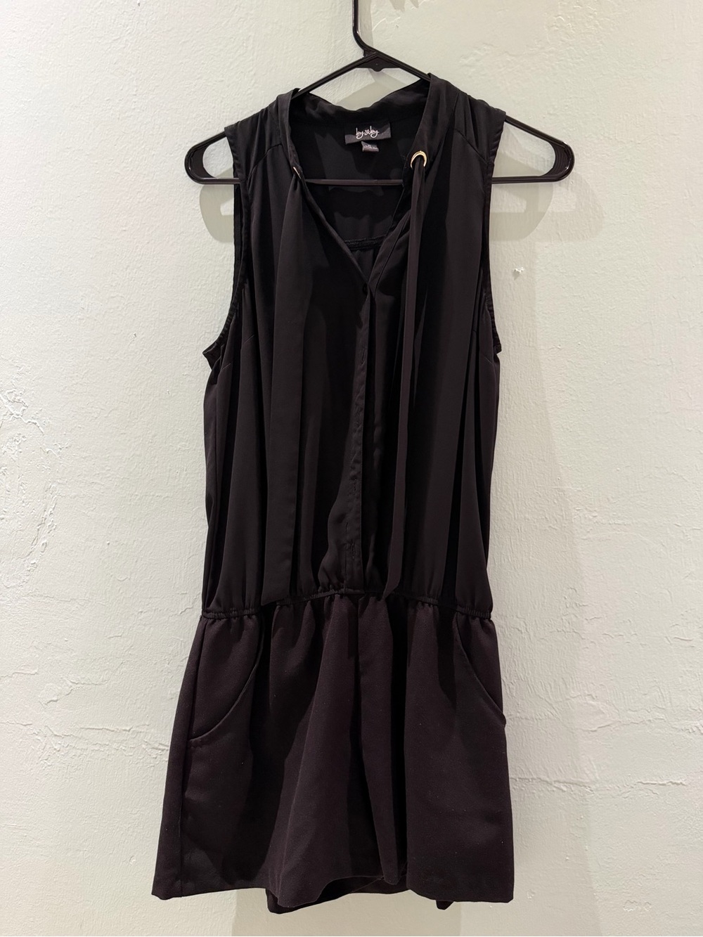 Black Sleeveless Hooded Romper